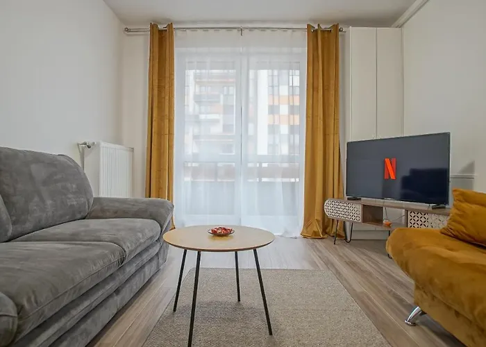 Grandis Coresi Apartment