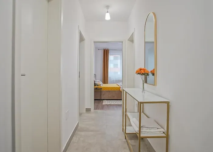 Grandis Coresi Apartamento *