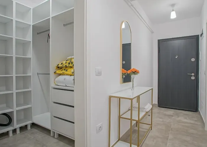 Apartment Grandis Coresi *